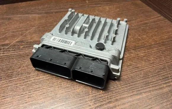 Mercedes-Benz Vito Viano W639 Engine control unit/module A6511501879 6511501879