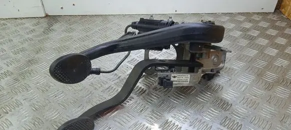 Mini One - Cooper Clubman R55 Pedal assembly 6770610