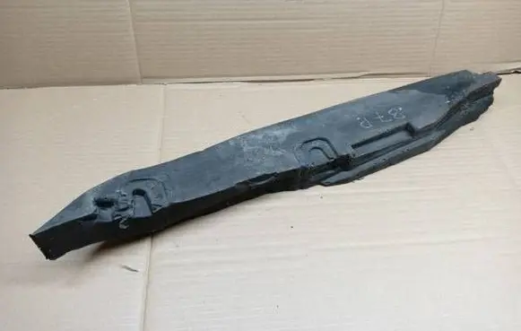 Volkswagen PASSAT B7 Fender foam support/seal 3AA864236A