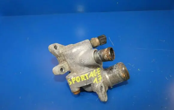 KIA Sportage Thermostat housing 