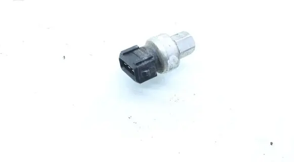 Volvo S80 Air conditioning (A/C) pressure sensor 31292004