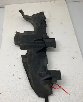 Audi Q7 4L Intercooler air guide/duct channel 4L0121283A