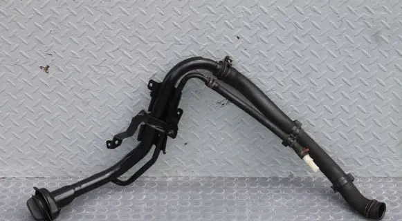 Mazda CX-3 Fuel tank filler neck pipe 