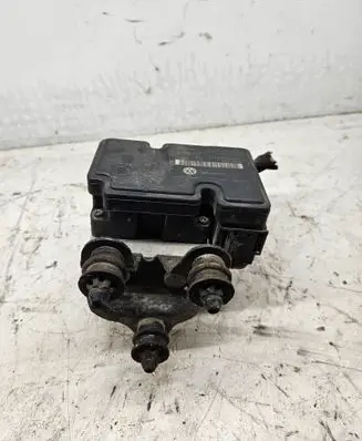 Volkswagen Golf V ABS Pump 1K0907379P