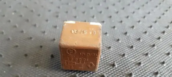 Renault Laguna I Other relay 12V2515A