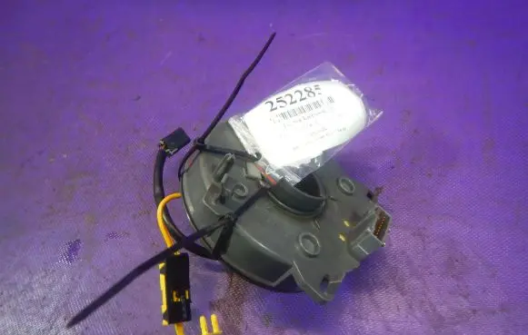 Opel Zafira A Airbag squib ring wiring 90588758