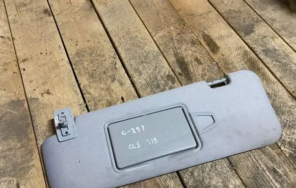 Mercedes-Benz CLS C219 Sun visor