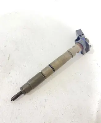 Audi A6 S6 C6 4F Fuel injector 059130277AH 061130