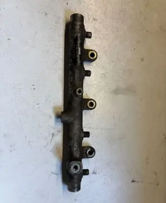 Citroen C5 Fuel main line pipe 0445214019