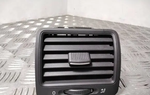 Volkswagen Golf V Dashboard side air vent grill/cover trim 1K0819710 1K0819704