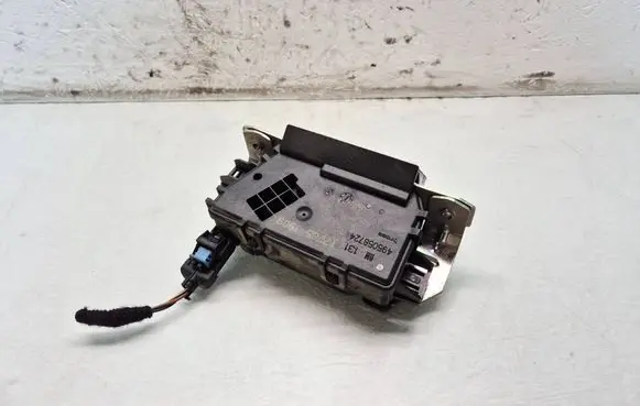 Opel Zafira B Tailgate/trunk/boot lock/catch/latch 495058724