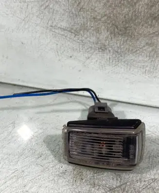 Volvo S40, V40 Front fender indicator light 6r6142631