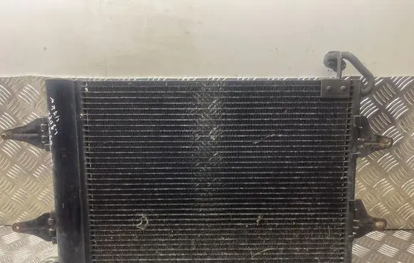A/C cooling radiator (condenser)