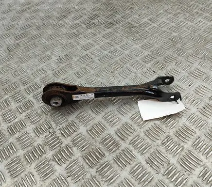 Tesla Model 3 Rear upper control arm/wishbone 104442700C