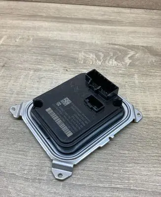 Peugeot 308 LED ballast control module 984319448001