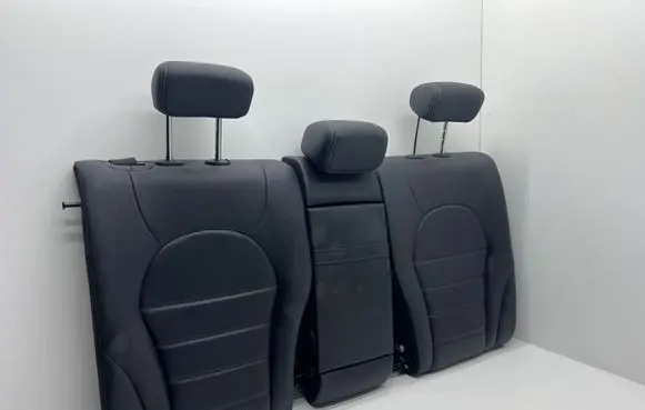 Mercedes-Benz C W205 Third row seats 