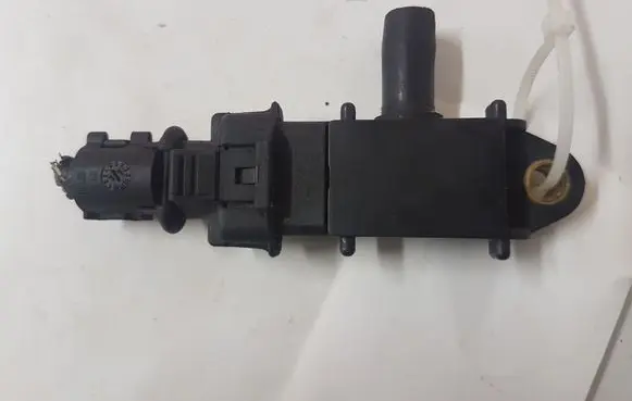 Opel Corsa D Exhaust gas pressure sensor 55566186