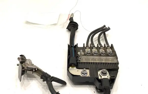 Peugeot 508 II Positive cable (battery) 