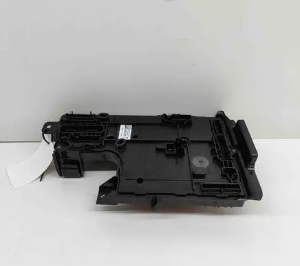 Tesla Model Y Central body control module 165765039A