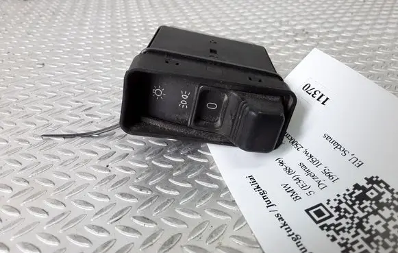 BMW 5 E34 Light switch