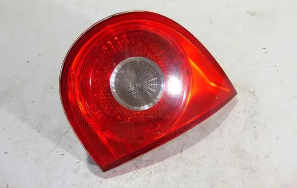 Volkswagen Golf V Tailgate rear/tail lights 1K6945094E