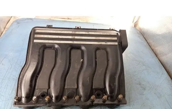 BMW 3 E46 Intake manifold