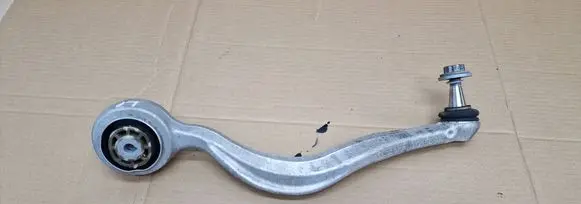Mercedes-Benz C W205 Front lower control arm/wishbone 