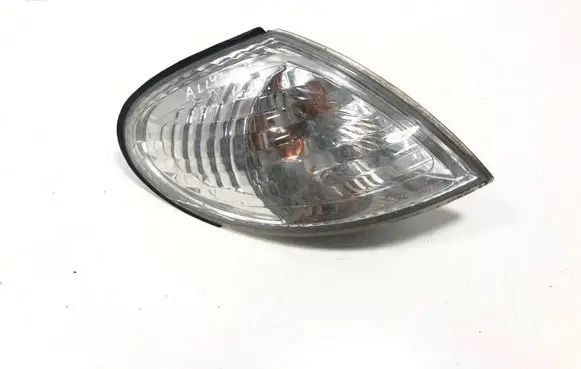 Nissan Almera N16 Front indicator light E29708 E21494