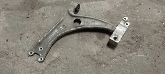 Front lower control arm/wishbone