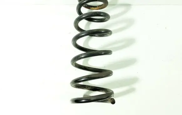 Toyota Avensis T250 Rear coil spring 