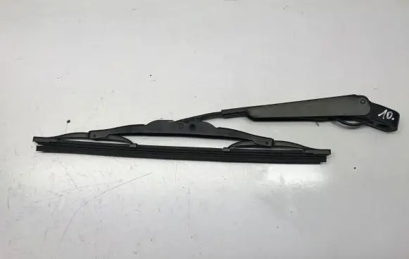 Ford C-MAX I Rear wiper blade 3M51R17526AB