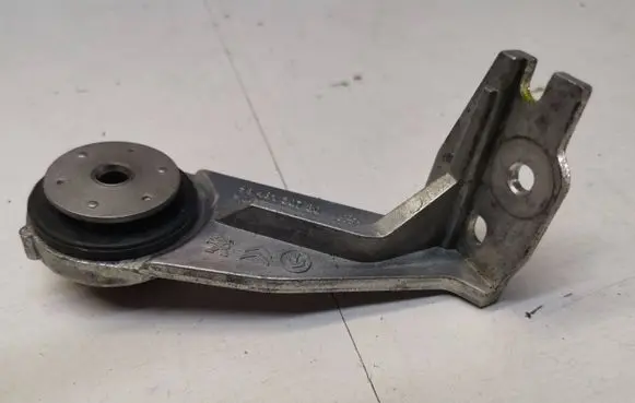 Peugeot 308 Radiator support slam panel bracket 9648130780