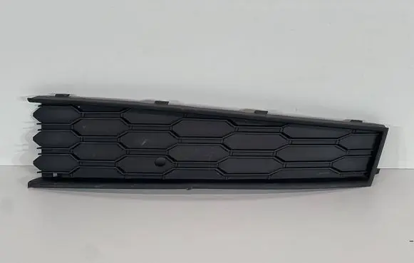 Skoda Fabia Mk3 (NJ) Front bumper lower grill 320020 657807682A