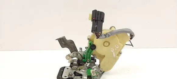 KIA Sorento Front door lock