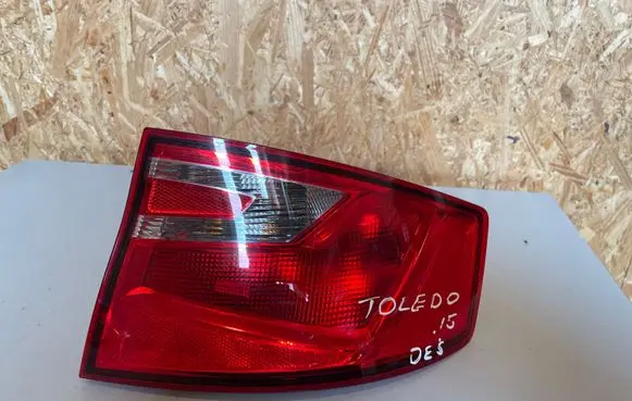 Seat Toledo IV (NH) Rear/tail lights 6JH945096E