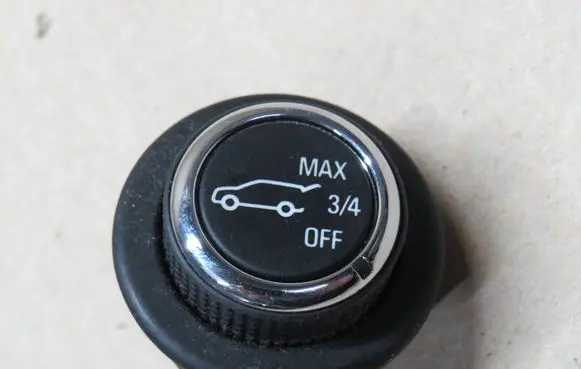 Opel Insignia A Tailgate opening switch 