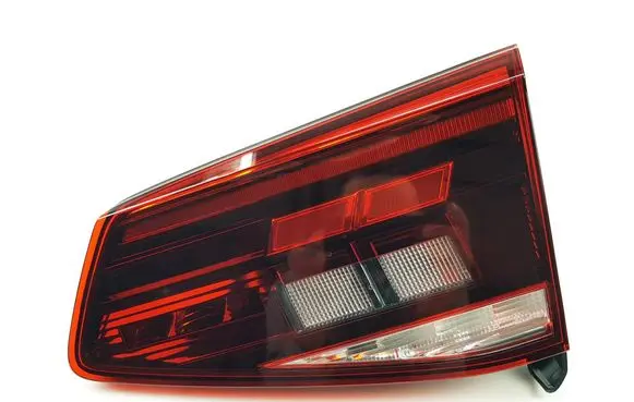 Volkswagen PASSAT B8 Rear/tail lights 3G9945094J