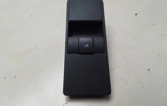 Opel Astra H Electric window control switch 