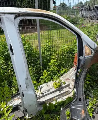 Mercedes-Benz Metris W447 Sill