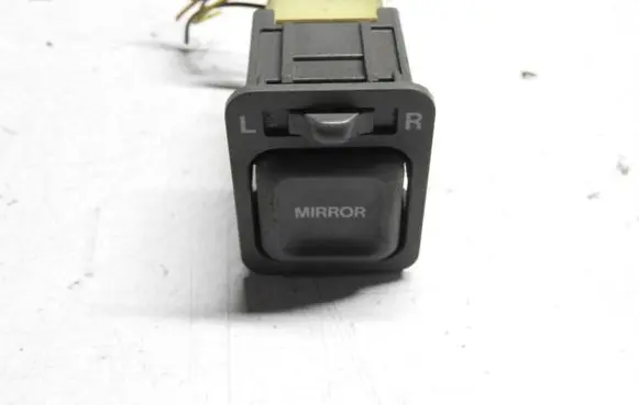 Honda CR-V Wing mirror switch 1834982
