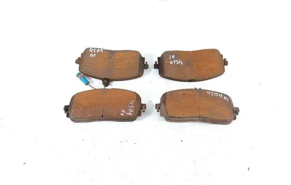 Mercedes-Benz CLA C118 X118 Brake pads (front) A0004205403