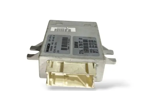 BMW 5 F10 F11 Air suspension control unit module (rear) 6799677 37146799677