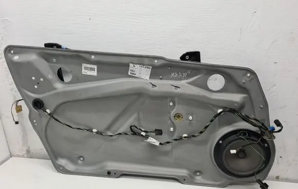 Mercedes-Benz A W169 Front door electric window regulator A1697201779