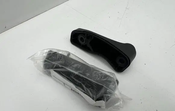 BMW X4 G02 Tailgate check strap stopper 7458090