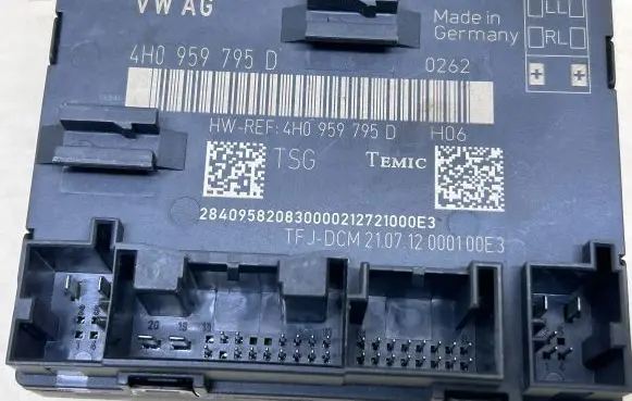 Audi A8 S8 D4 4H Door control unit/module 4H0959795D