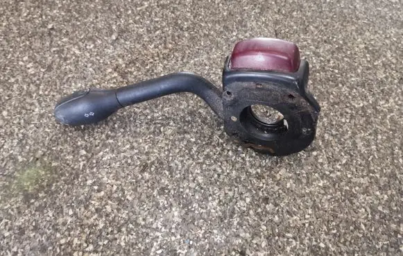 Volkswagen Golf III Indicator stalk