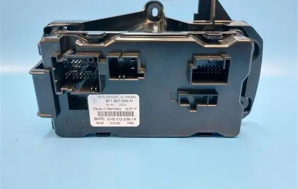 Porsche Panamera (971) Air conditioner control unit module 971907040