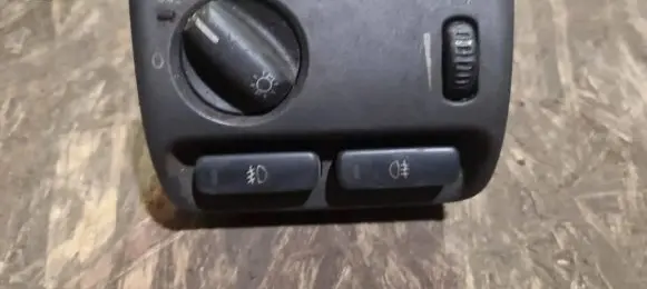 Volvo S60 Light switch 30739313