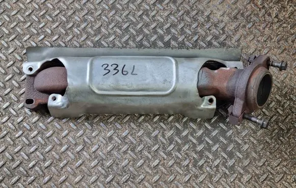 Ram 1500 Exhaust manifold 68365739AA 53032968AF