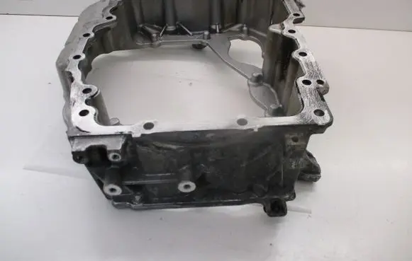 Volkswagen Polo V 6R Oil sump 04B103603E CUS
